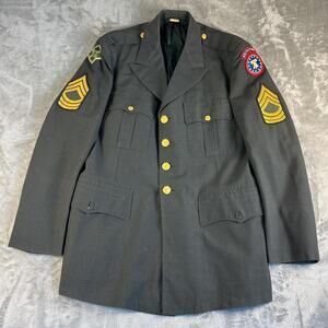Vintage U.S. Army Dress Uniform Jacket Mens 44L Green Military Service Coat